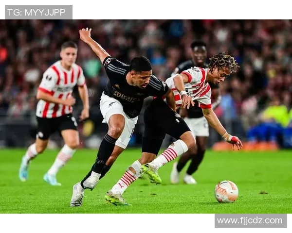 欧冠激战：那不勒斯与巴萨战成平局乌龙球成焦点引发全场热议