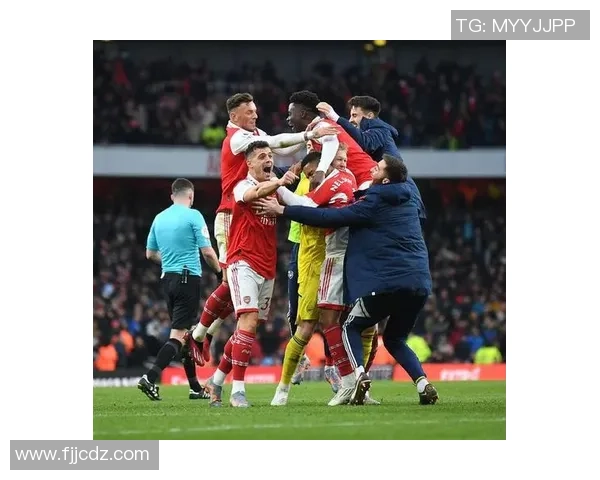 西甲焦点战利物浦与曼城握手言和转会传闻引发热议